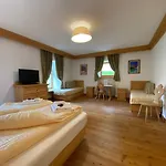 Rifugio Ospitale 여관 3*