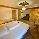 Fogadó Rifugio Ospitale 3*