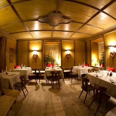 Locanda Rifugio Ospitale Cortina dʼAmpezzo