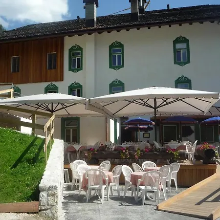 Locanda Rifugio Ospitale Cortina dʼAmpezzo