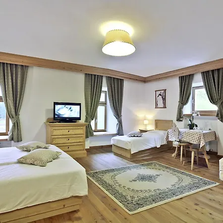 Locanda Rifugio Ospitale Cortina dʼAmpezzo