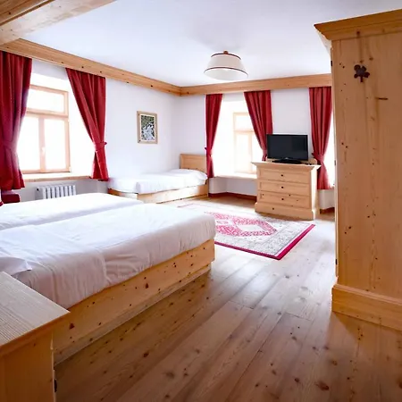 Gasthof Rifugio Ospitale 3*