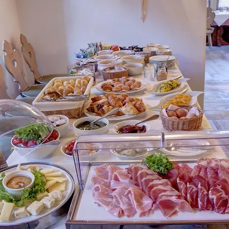 Rifugio Ospitale イン コルティーナ・ダンペッツォ